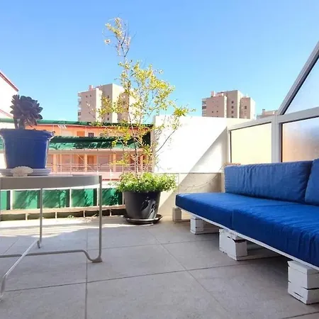アパート Nordic Style With Terrace & Pool
