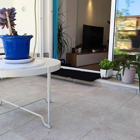 アパート Nordic Style With Terrace & Pool